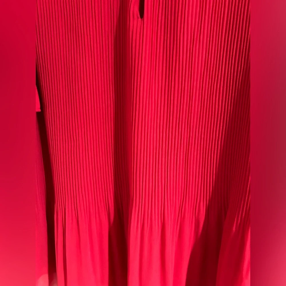 Ann Taylor Pleated Red Blouse Ruffle Sleeve Size XSP - Picture 4 of 5